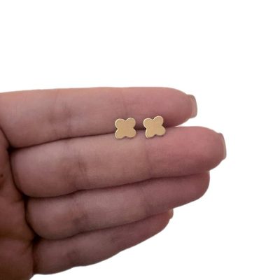 گوشواره میخی ونکلیف
